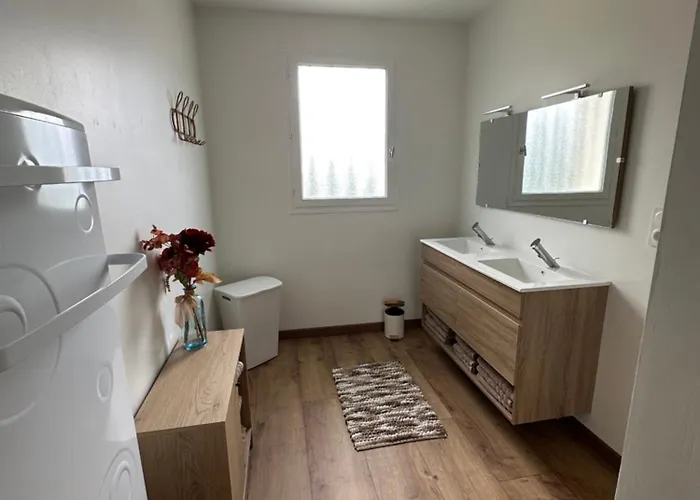 Ferienhaus Bord De Saint-Germain-sur-Ay